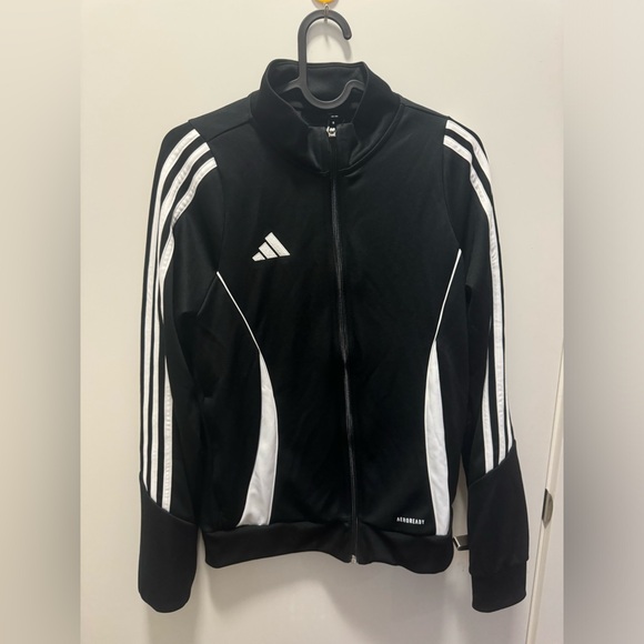 Most popular Adidas jacket - Picture 1 of 3